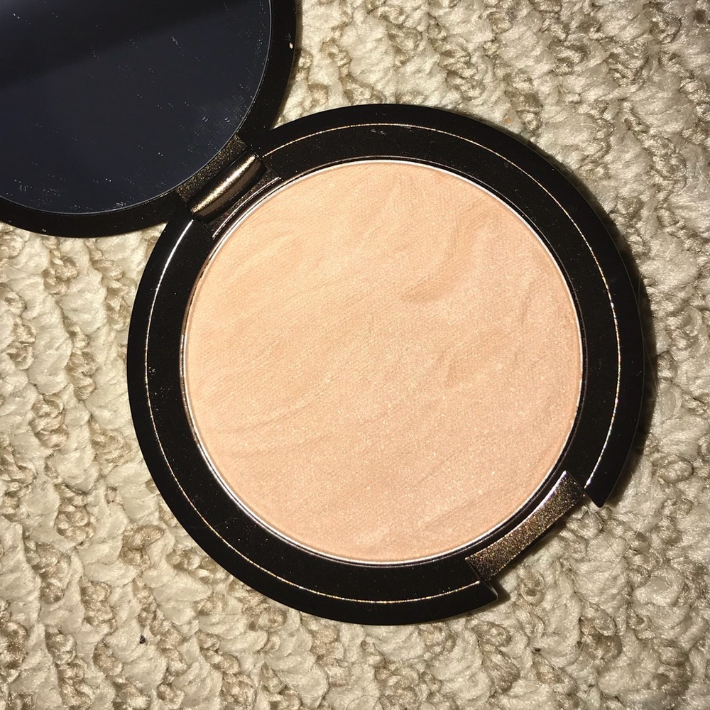 New Becca bronzer